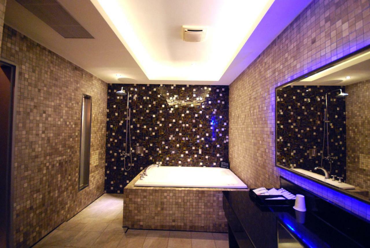 Sasha Motel Tchaj-čung Exteriér fotografie