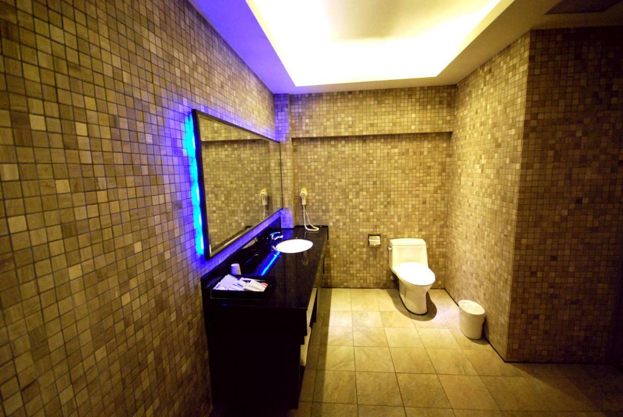 Sasha Motel Tchaj-čung Exteriér fotografie
