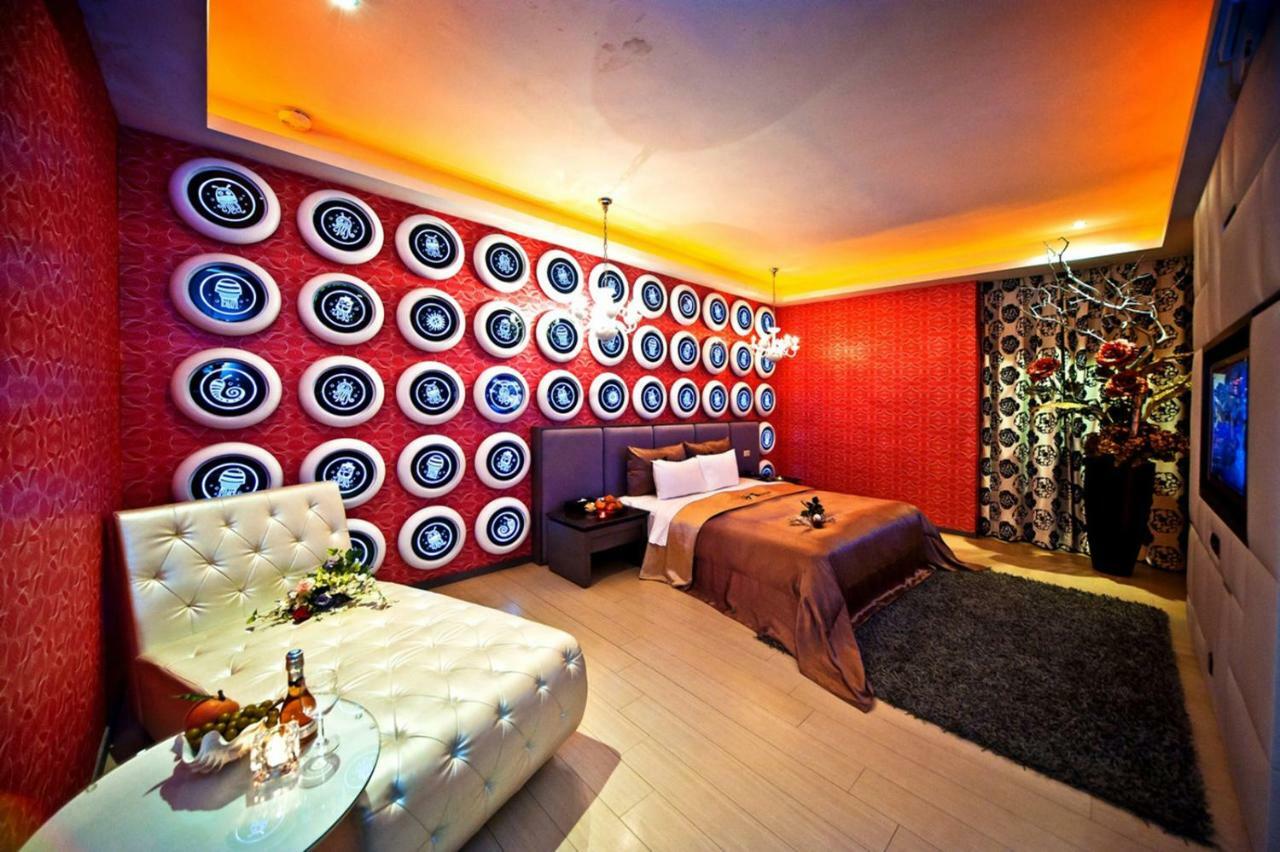 Sasha Motel Tchaj-čung Exteriér fotografie
